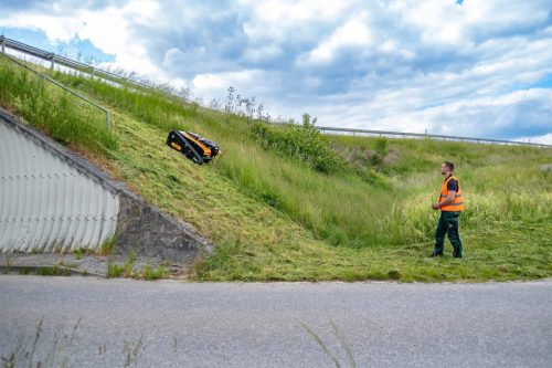 AS-MOTOR AS 990 Tahr RC  távirányítású magasgazvágó rézsűnyíró