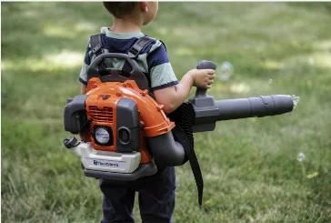 HUSQVARNA JÁTÉK HÁTI BUBORÉKFÚJÓ