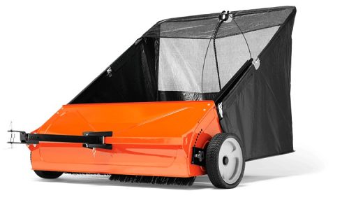 HUSQVARNA SEPRŰ GYŰJTŐKOSÁRRAL 112CM/SWEEPER