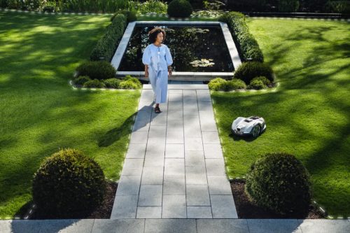 HUSQVARNA AUTOMOWER 405VE NERA ROBOTFŰNYÍRÓ