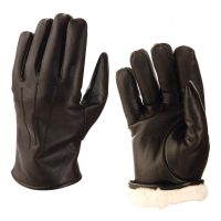 Téli bélelt kesztyű